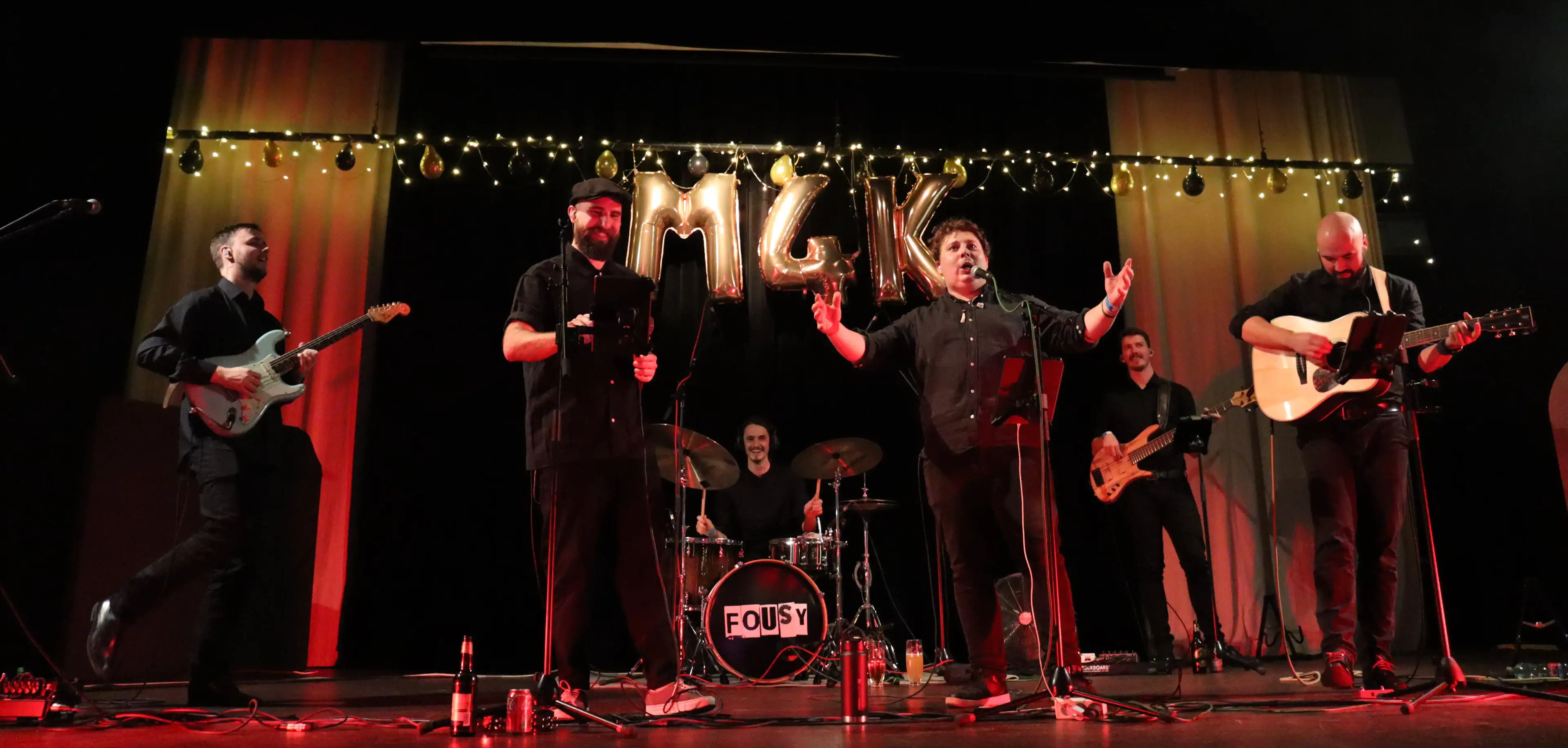 Kapela Fousy - kompletní sestava party bandu pro svatby a plesy