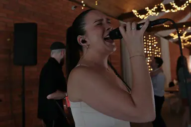 Svatební party s Fousy