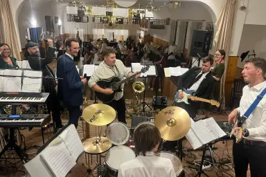 Romantická atmosféra s živou hudbou