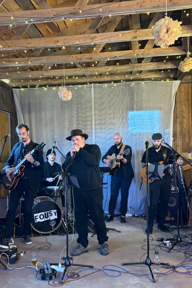 Energie a radost na svatbě